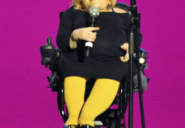 Stella Youngwar eine australische Journalistin, Comedian und Behindertenrechtsaktivistin.